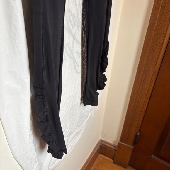 Lululemon full length black running tights - Picture 2 of 7